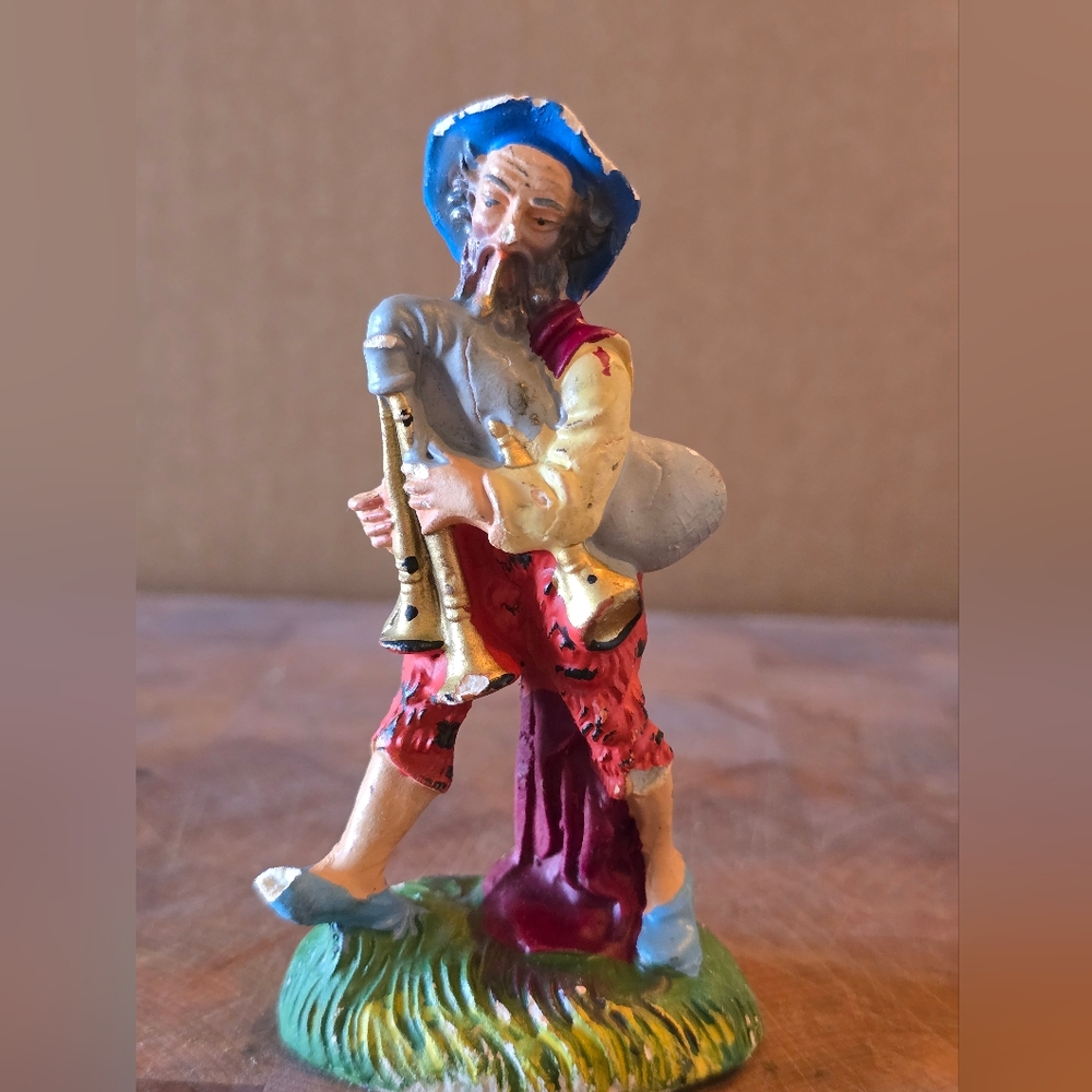Nativity Figures - Picture 4 of 8